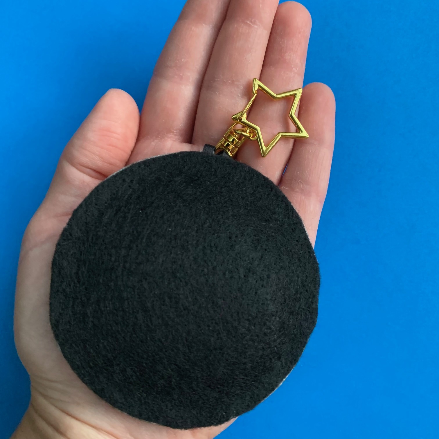 Van Gogh Starry Night Embroidered Bag Charm Classic Art Keychain - Image 2